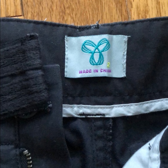 Aritiza Capri pants - Picture 2 of 3